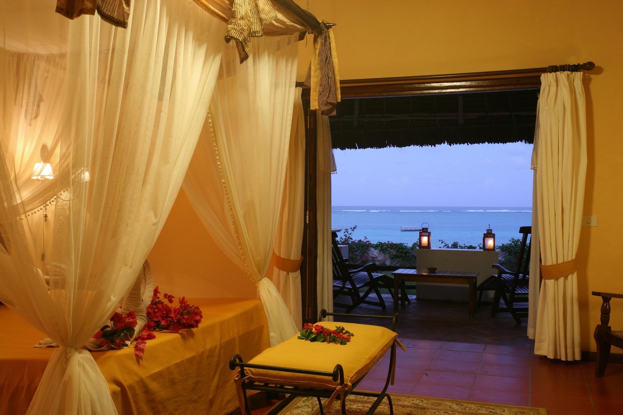 Hotel Karafuu Beach Resort Pingwe Luaran gambar
