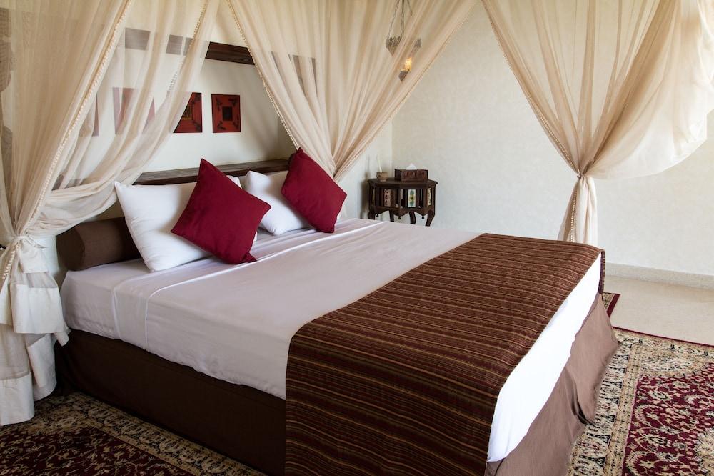 Hotel Karafuu Beach Resort Pingwe Luaran gambar